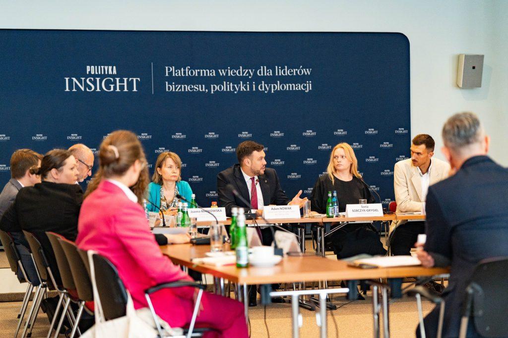 Zdjęcie z Okrągłego Stołu Polityki Insight